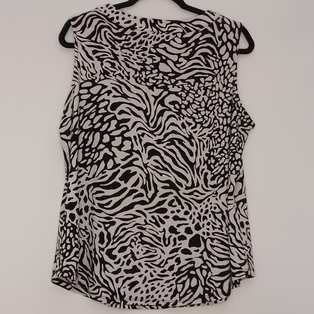 Women's Anne Klein Zebra Print 1/4 Zipper Sleeveless Blouse Size Large - Picture 2 of 7